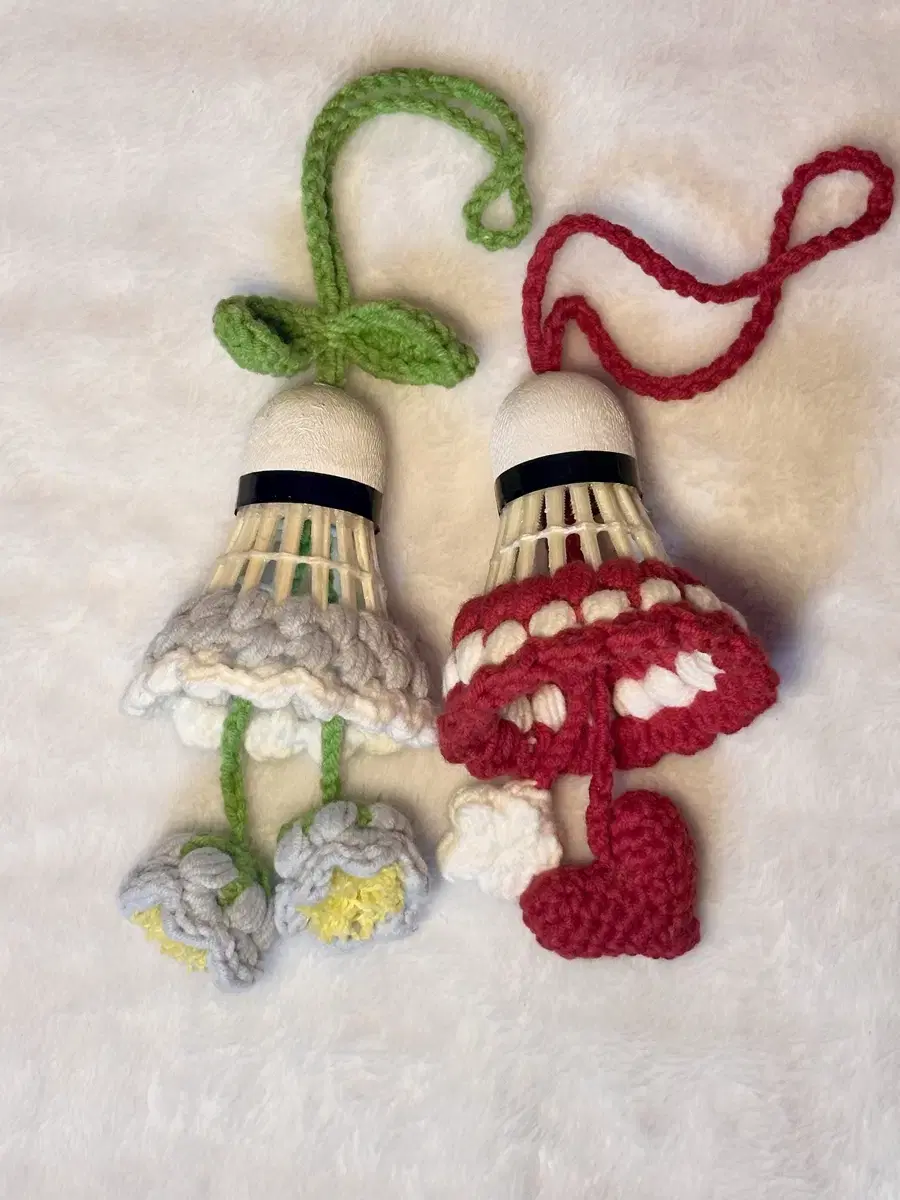 Badminton Shuttlecock Knitting Keyring