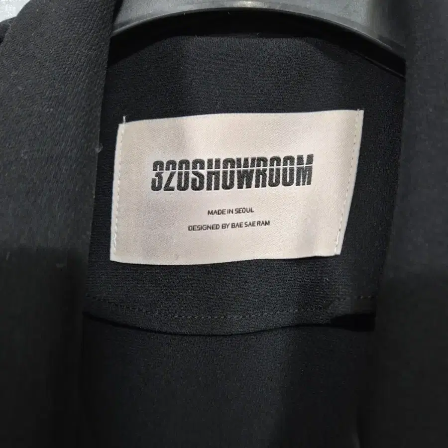 320SHOWROOM 랩원피스