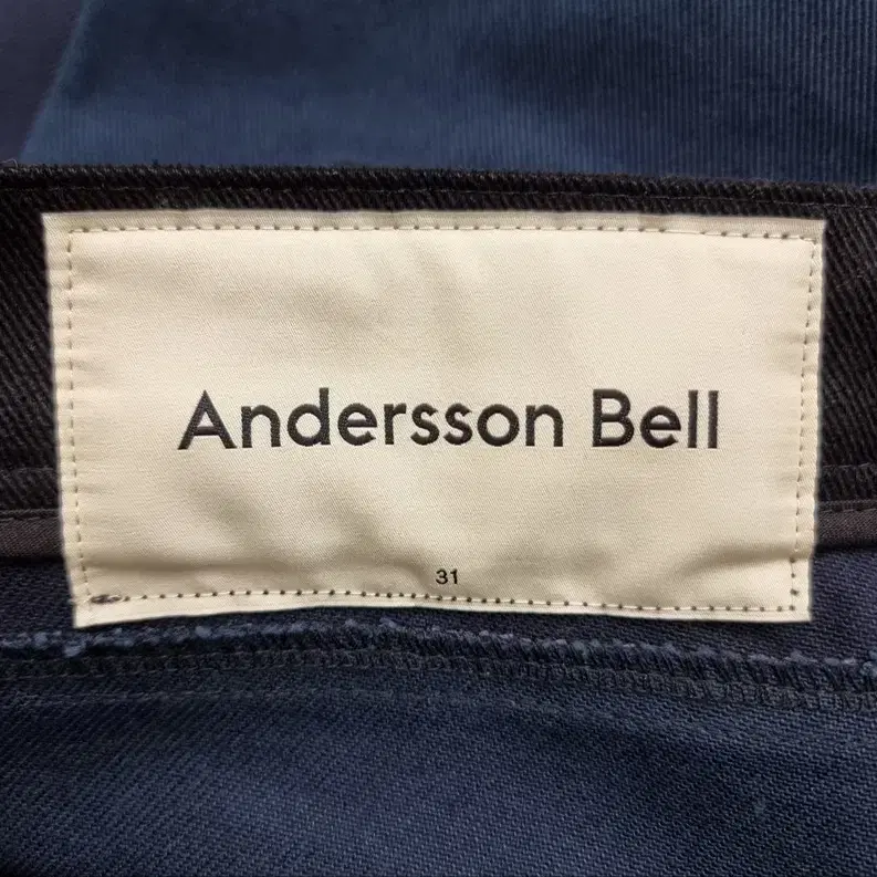 Andersson Bell