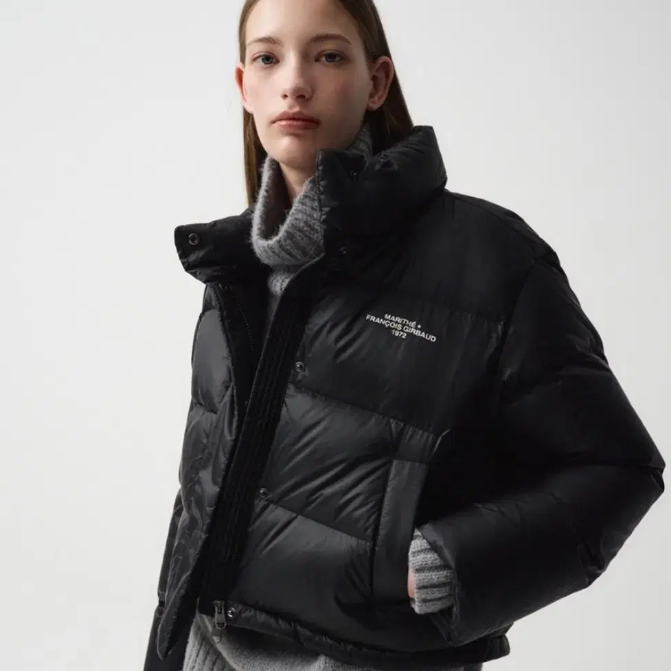 마리떼 W BASIC DUCK DOWN CROP PUFFER black