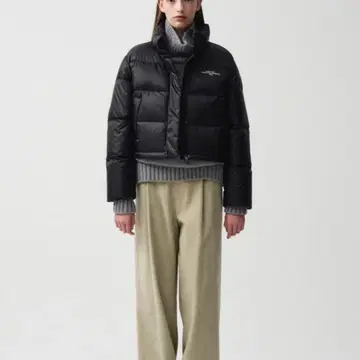 [MARITHE]★24FW★韓国人気★W BASIC DUCK DOWN CROP PUFFER 마리떼 W BASIC DUCK DOWN CROP PUFFER black | 브랜드 중고거래