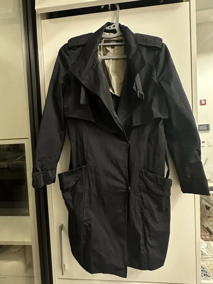 VOV Women's Short Coat (Bom to Gaeul)