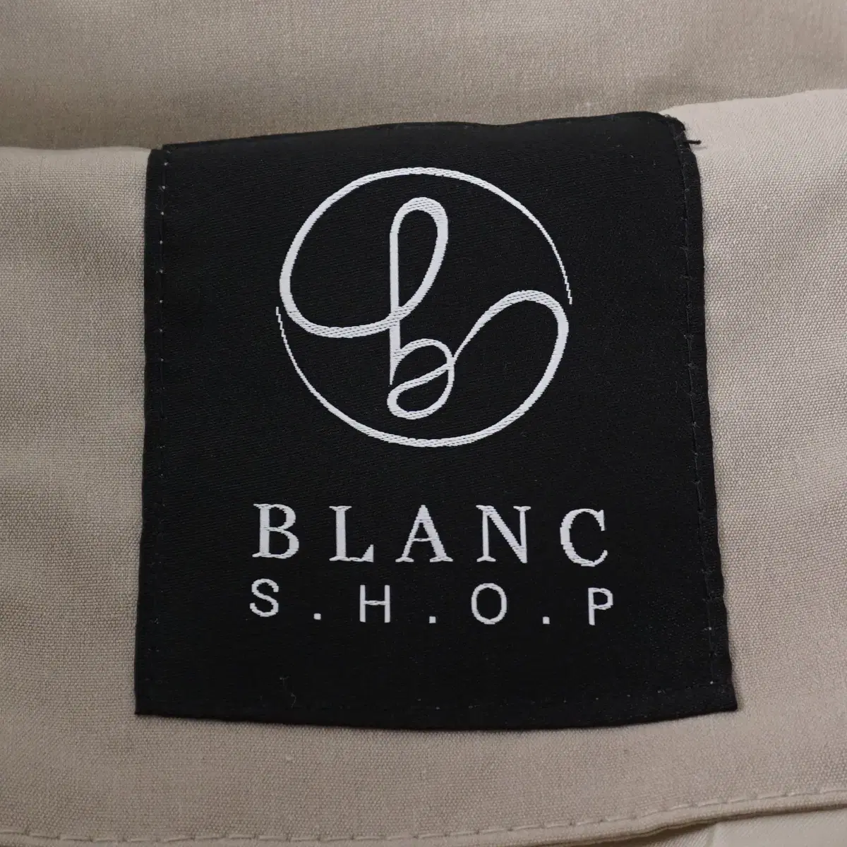 BLANC 신상 여성 오버핏 푸퍼 숏 패딩 FREE