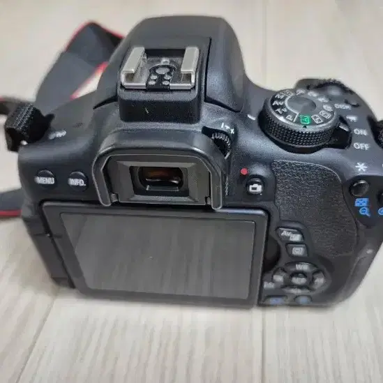 A급 캐논 EOS 750D 카메라 바디세트 누적컷수 6500컷