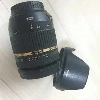 캐논 EFS 마운트 탐론 렌즈 17-50 F2.8 VC(손떨방 있음)