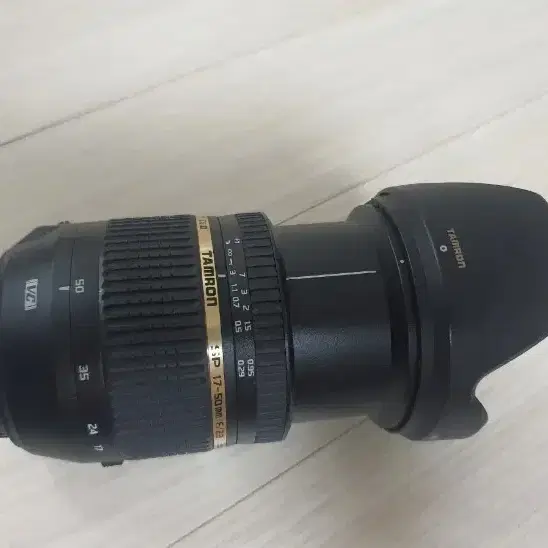 캐논 EFS 마운트 탐론 렌즈 17-50 F2.8 VC(손떨방 있음)