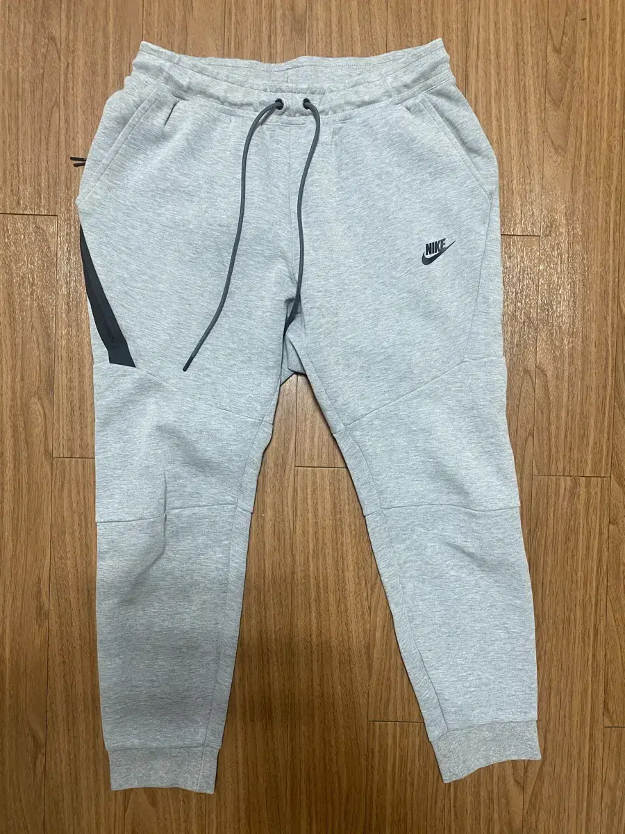 Nike TechPack Pants