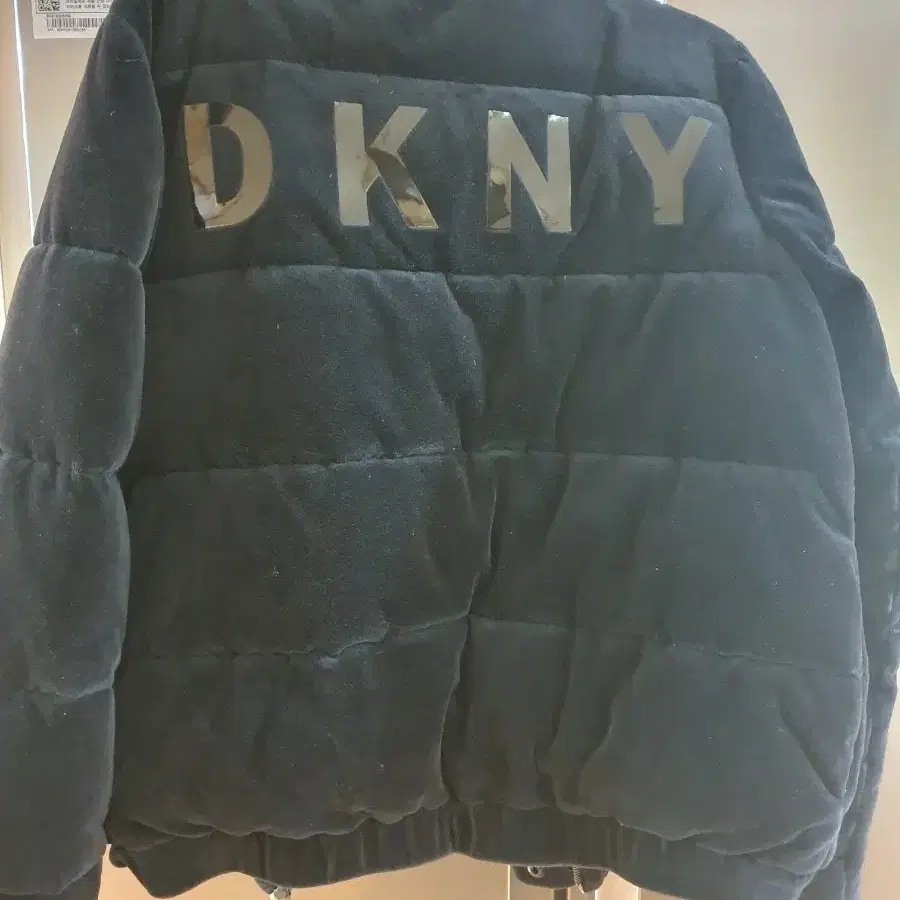 dkny 벨벳패딩 55