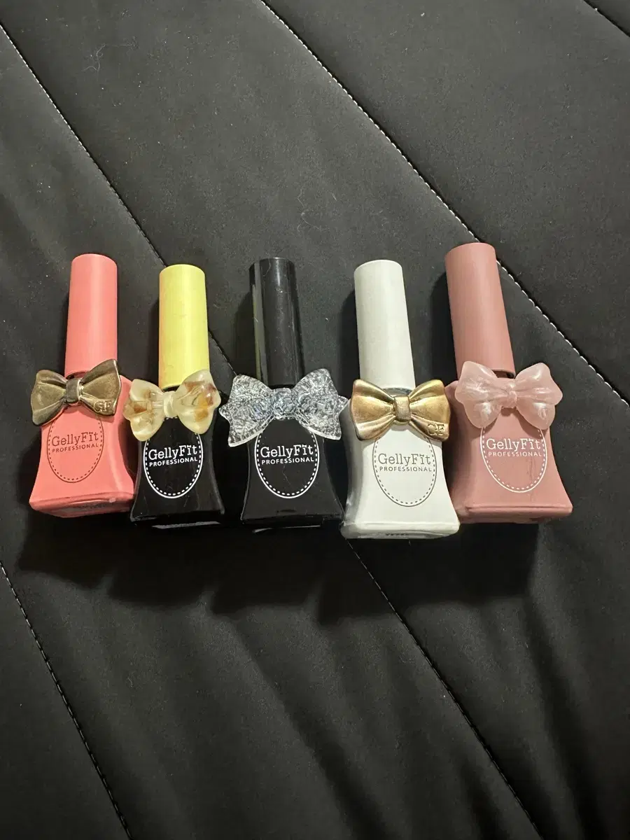 Sell JellyFit gel nails in bulk (individual X)