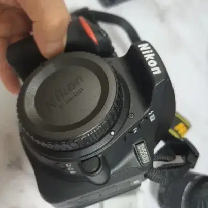 신품급 니콘 DSLR 카메라 D5500 과 18-55VR 렌즈 세트