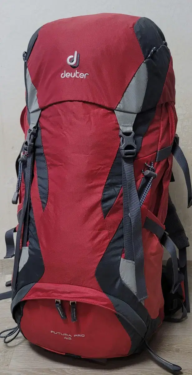 도이터 deuter 푸투라 FUTURA PRO 42 등산배낭 여행캠핑백팩