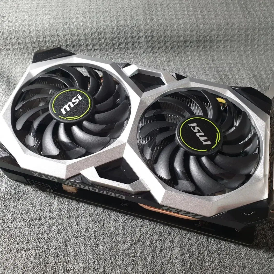 NVDIA GTX 1660 super MSI VENTUS 6GB OC