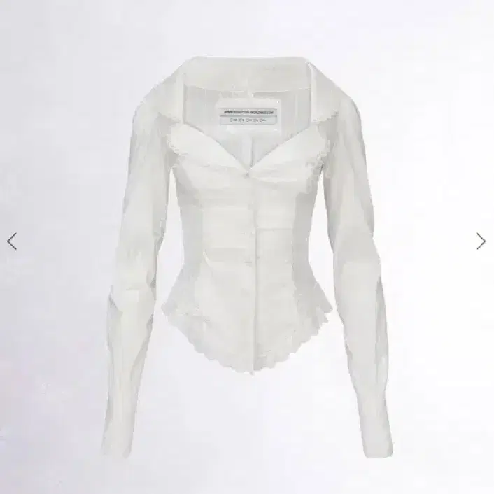 스컬프터 Clover leaf neck blouse ivory