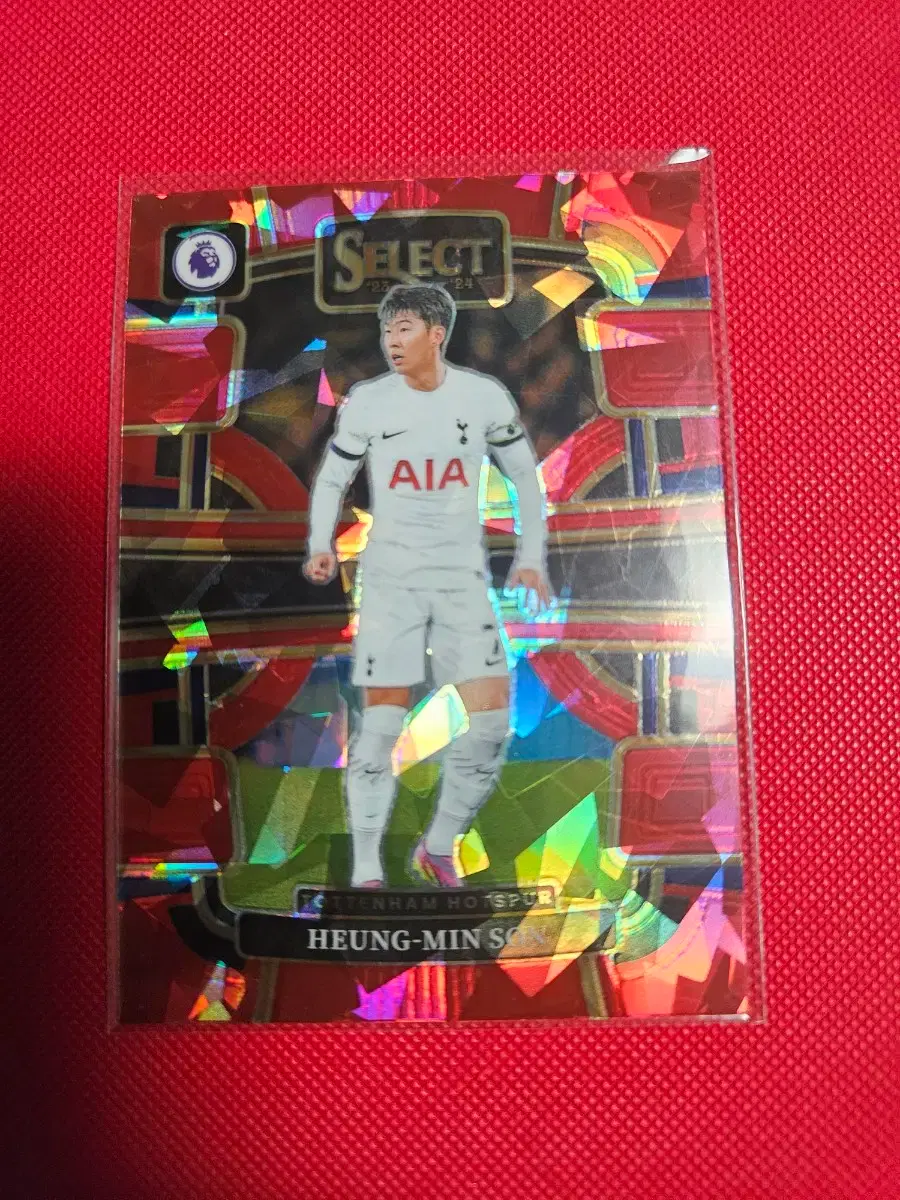 손흥민 2023 Panini Select 레드 아이스 프리즘 카드