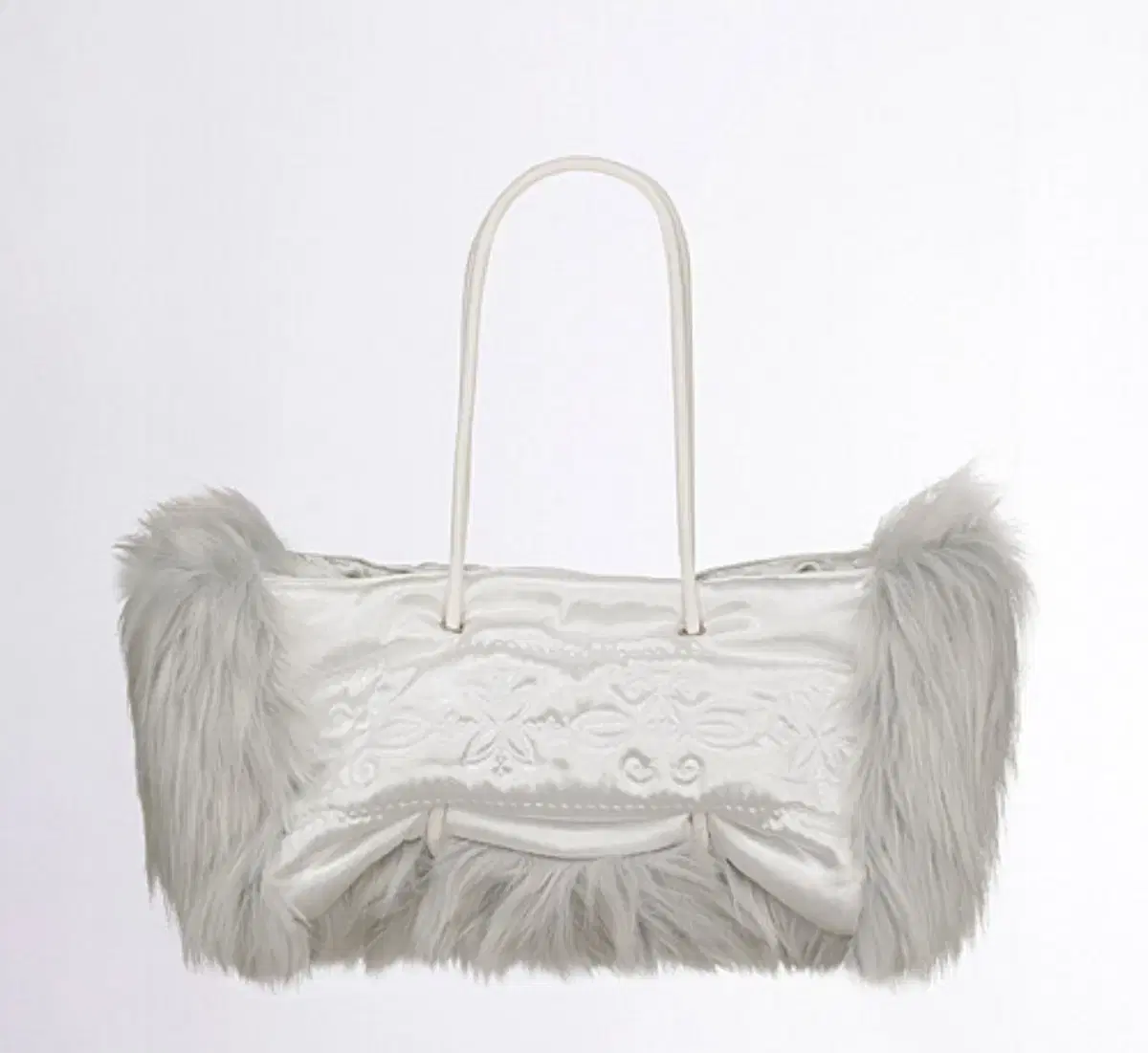 스컬프터 fluffy slouchy satin bag 퍼 가방