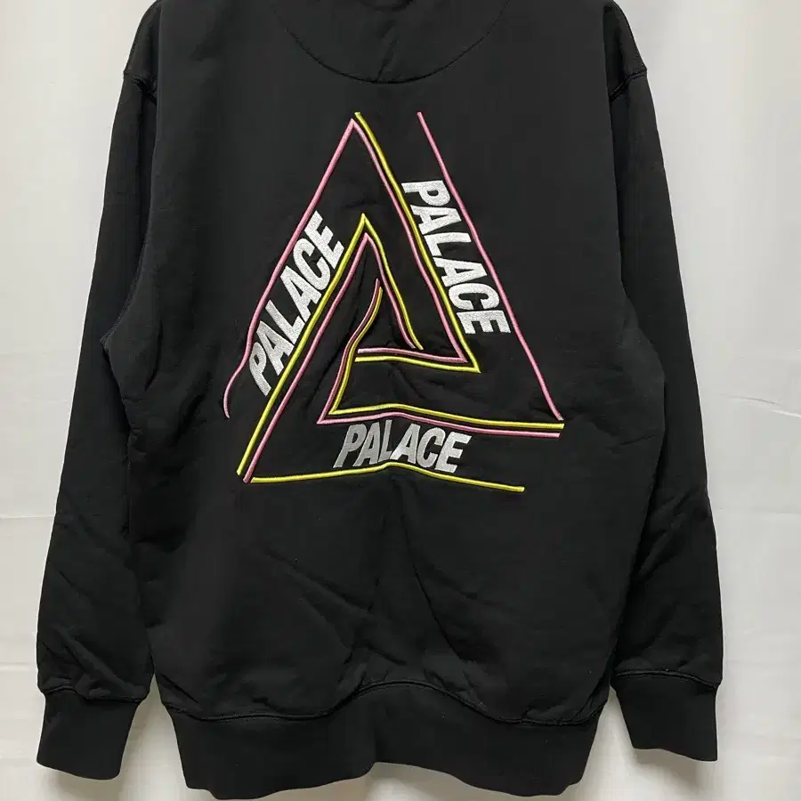 Palace 팔라스 베이지컬리 트라이퍼그 크루넥 XL