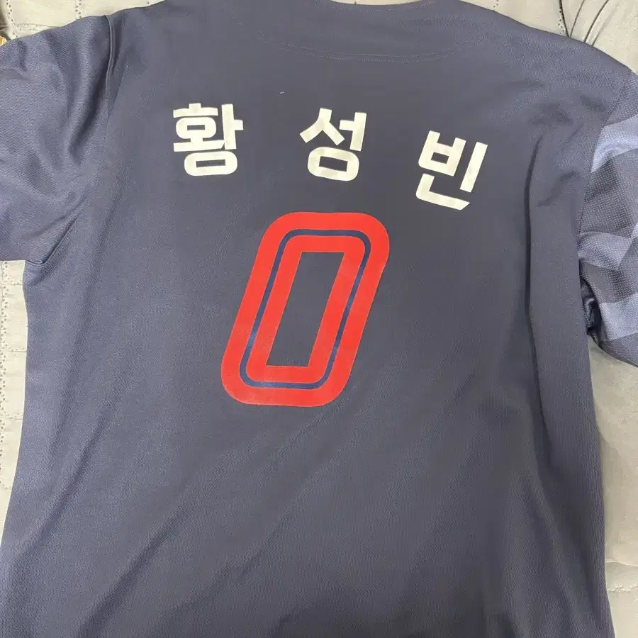 롯데 황성빈 어센틱 유니폼(2xl)팝니다