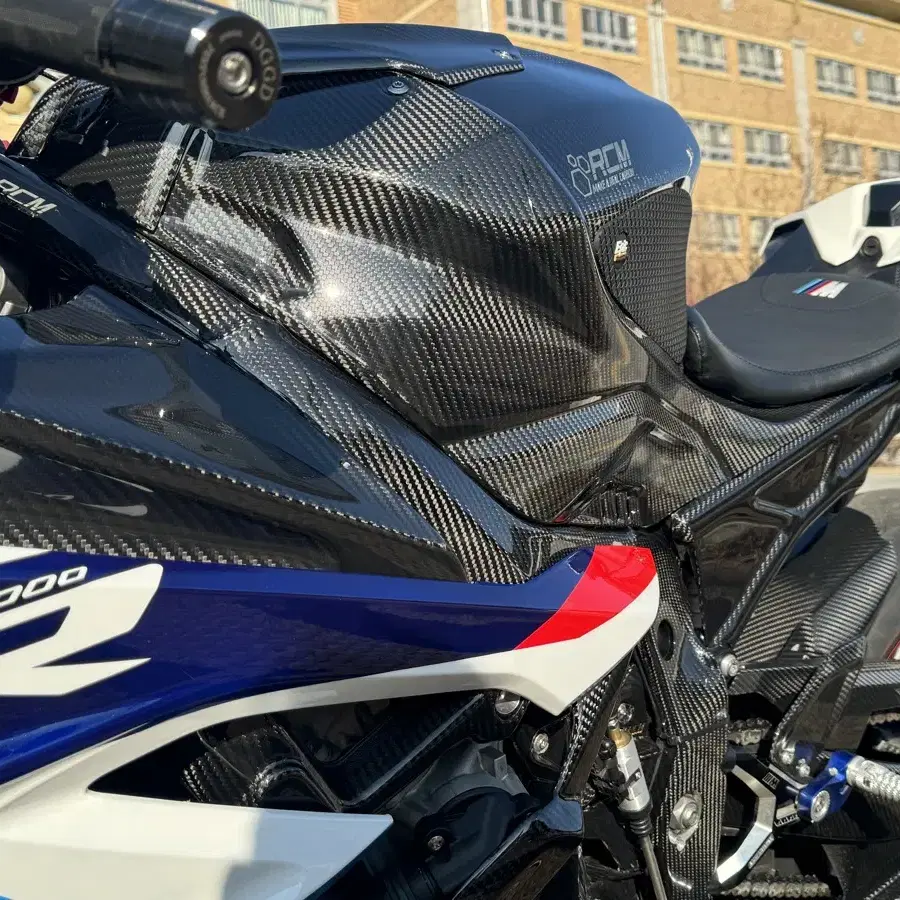 S1000rr 23년식 m팩 카본휠 팝니다(rcm카본 튜닝)