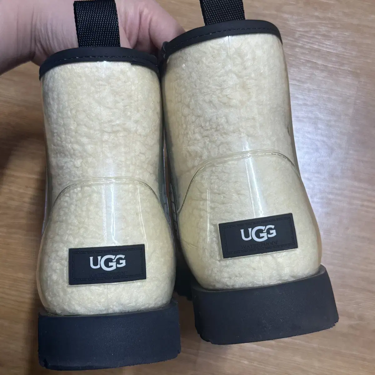 [미국 UGG] 클래식 어그 클리어 미니 부츠 방수 베이지(260)