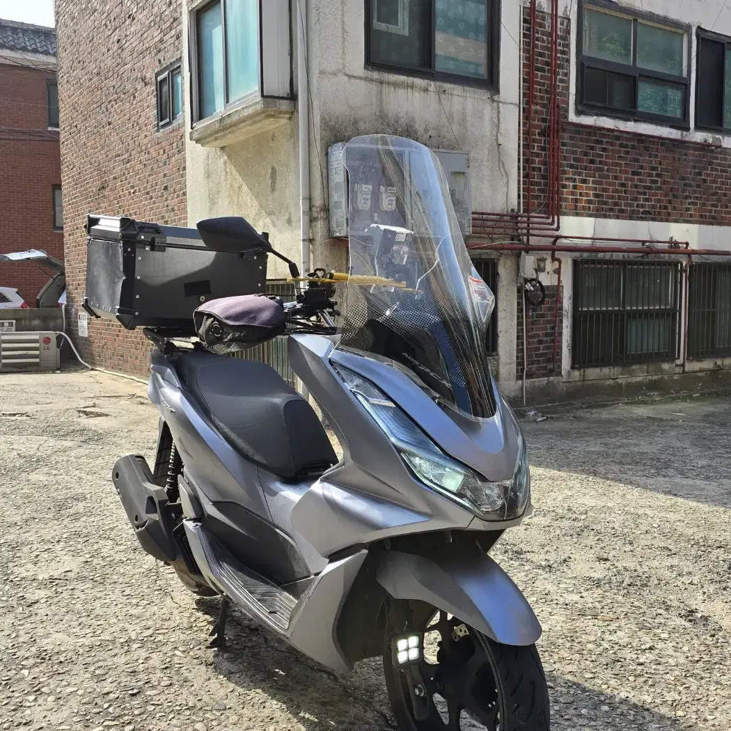 22년식 PCX125 ABS 배달세팅 팝니다.