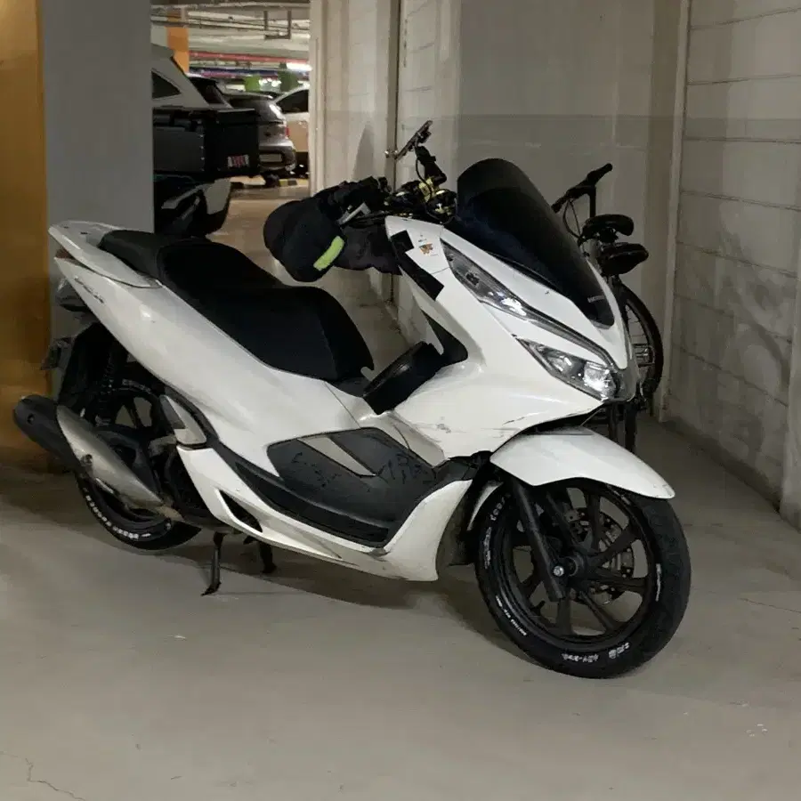 Pcx 20년식 대차