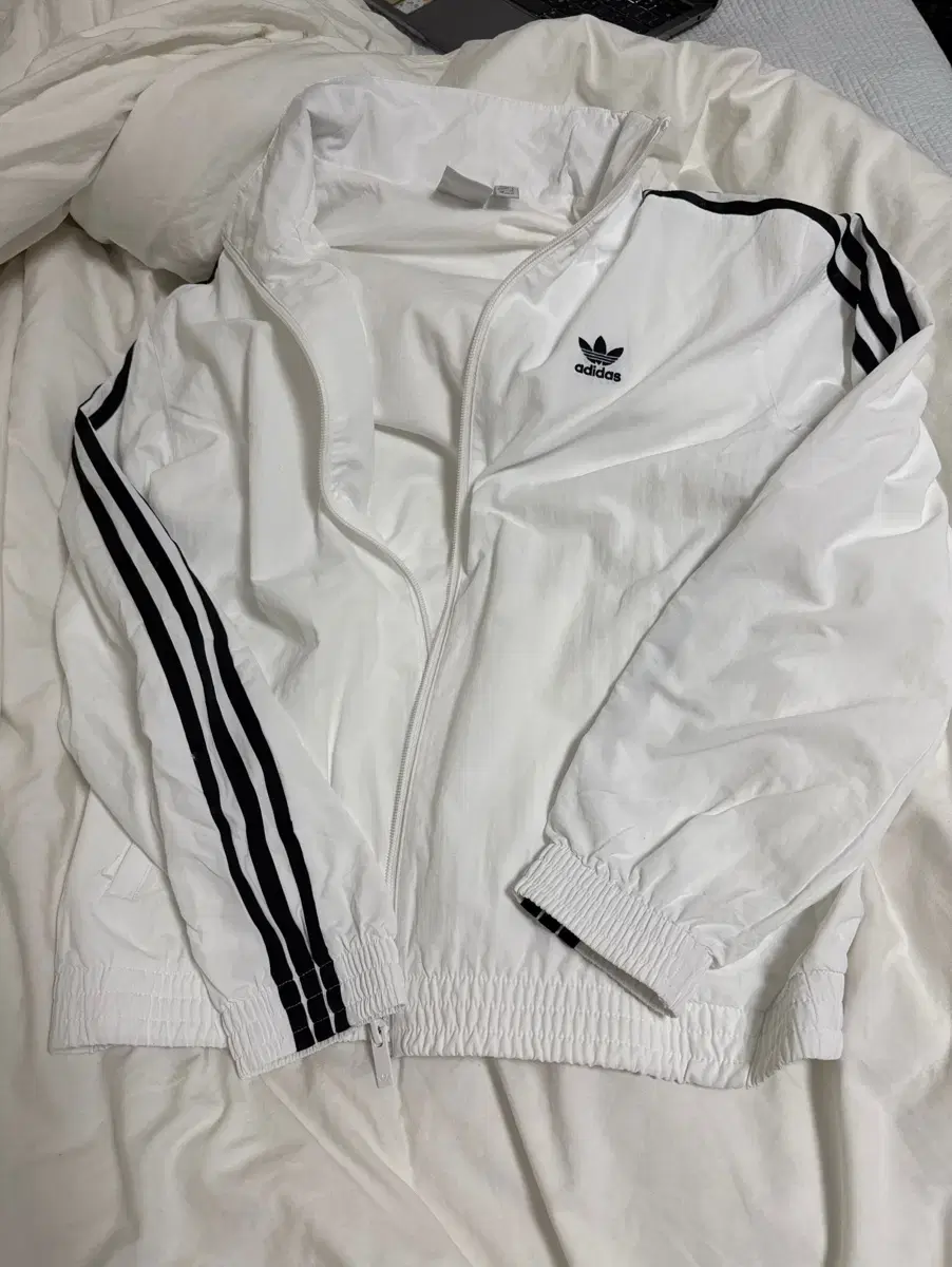 Adidas Woven Trap Top White M JD6328 (43)