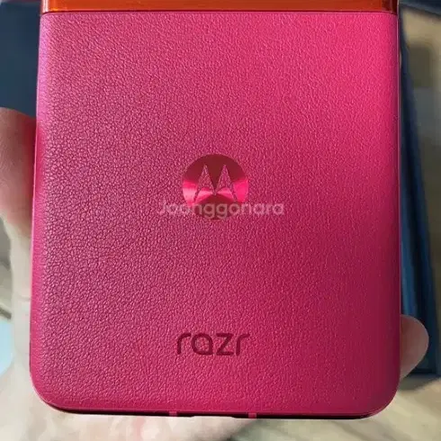 Motorola razr ultra 40 레드 판매합니다.