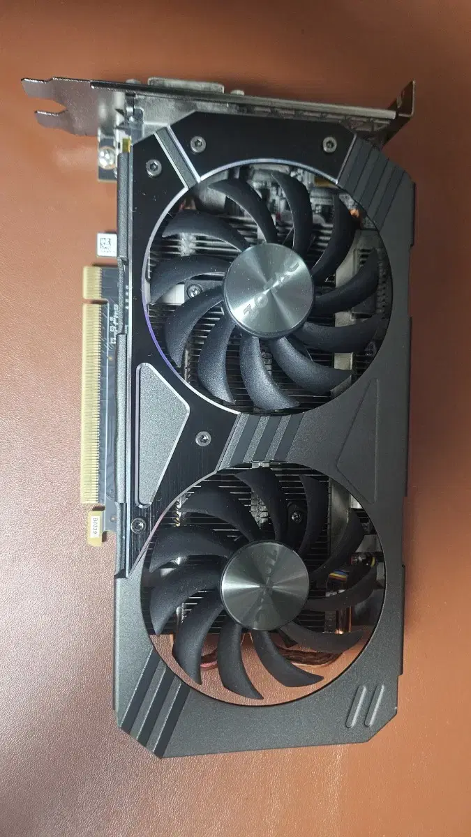 ZOTAC 그래픽카드 GTX 1060 3G 팝니다.