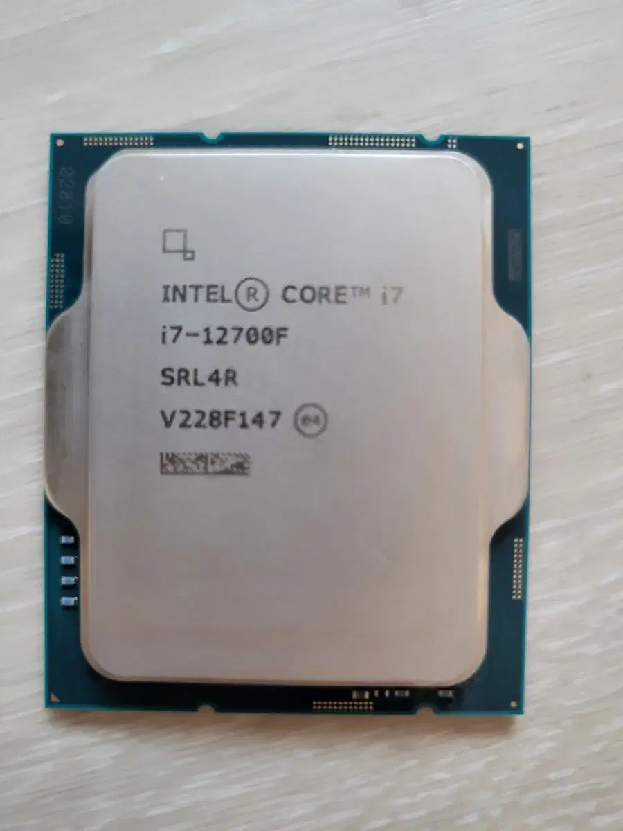 CPU I7 12700F 팝니다