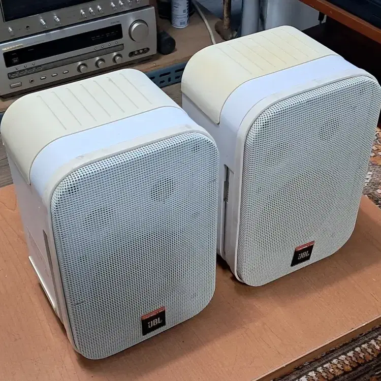 JBL 스피커  콘트롤1 PRO