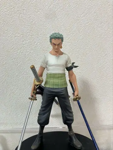 원피스 롤로노아 조로 피규어