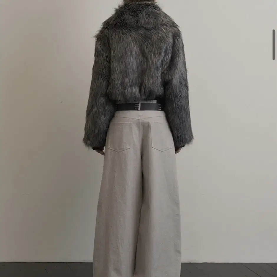 셋업이엑스이FUR SHORT JACKET / CHARCOAL