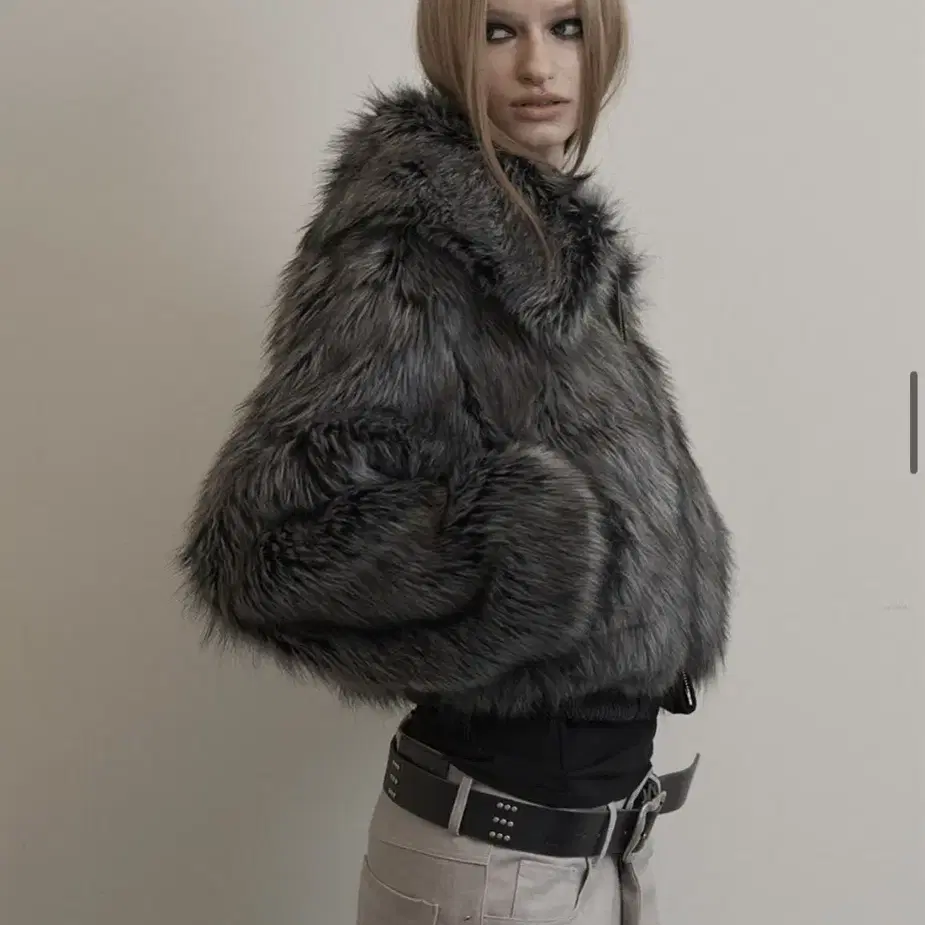 셋업이엑스이FUR SHORT JACKET / CHARCOAL