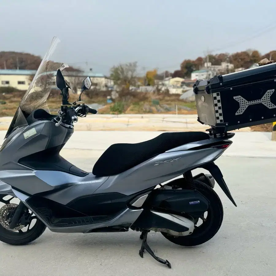 혼다 21년식 PCX125 ABS모델 5만KM 깔끔한 차량 판매합니다.