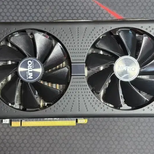 사파이어 니트로 라데온 RX580 8G