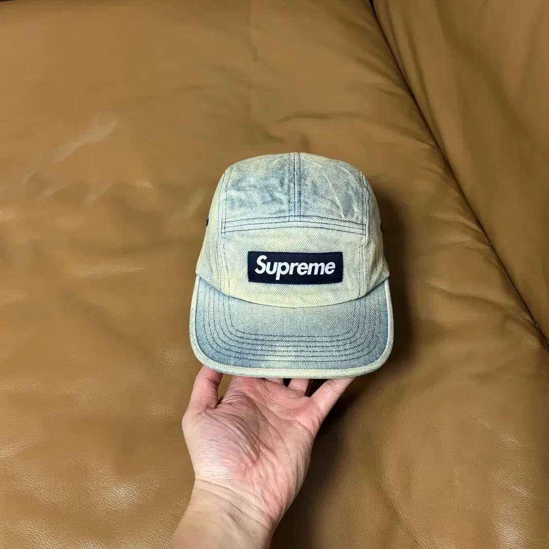 Supreme 슈프림 더티 데님 캠프캡 모자 (Washed Denim)