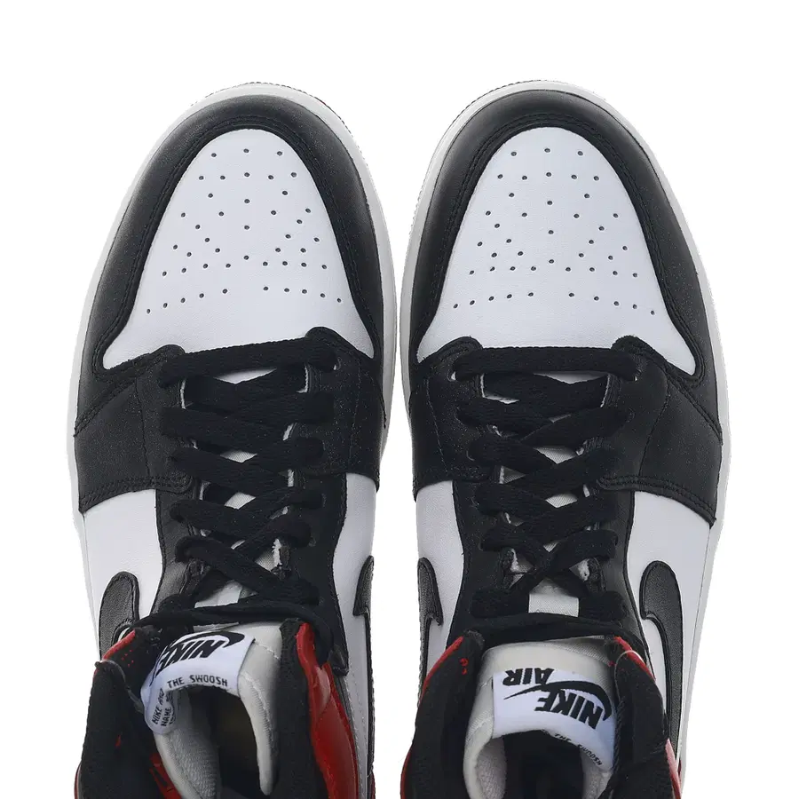 2013年款 Air Jordan 1 Retro High OG "Black Toe"