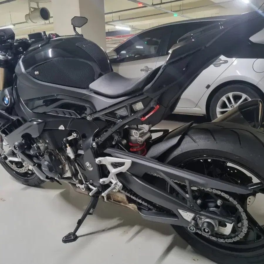 BMW S1000R 싱글알 23년식 24년출고 5,7xxkm 보증기간 2