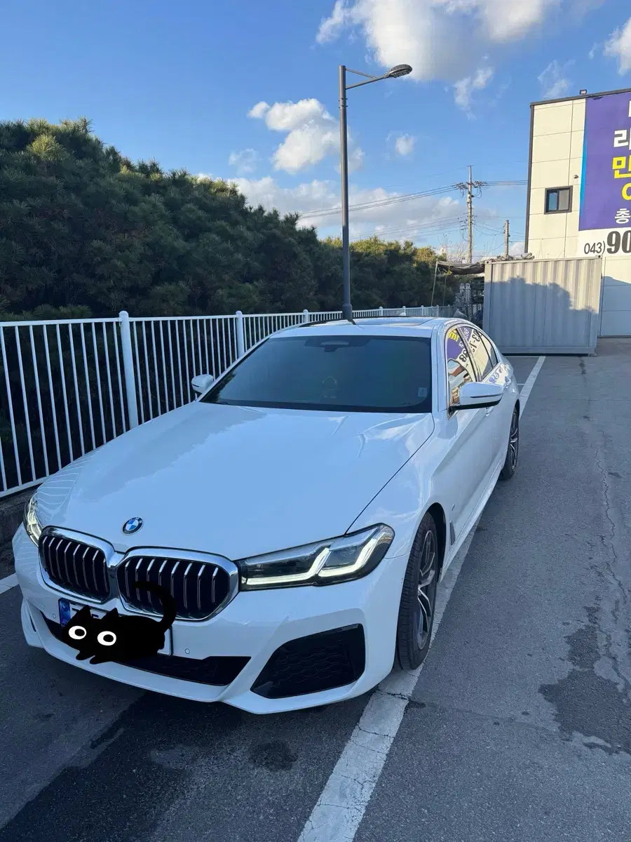 BMW G30 520i m스포츠 23년 08월