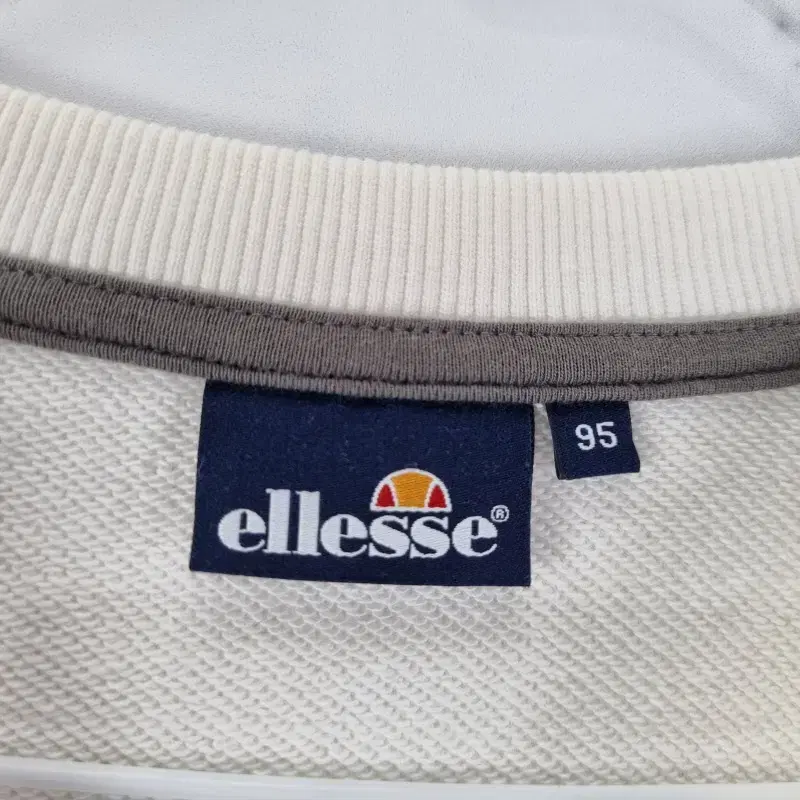 F0736 ELLESSE 남95 로고레터링 스웻 맨투맨/더크