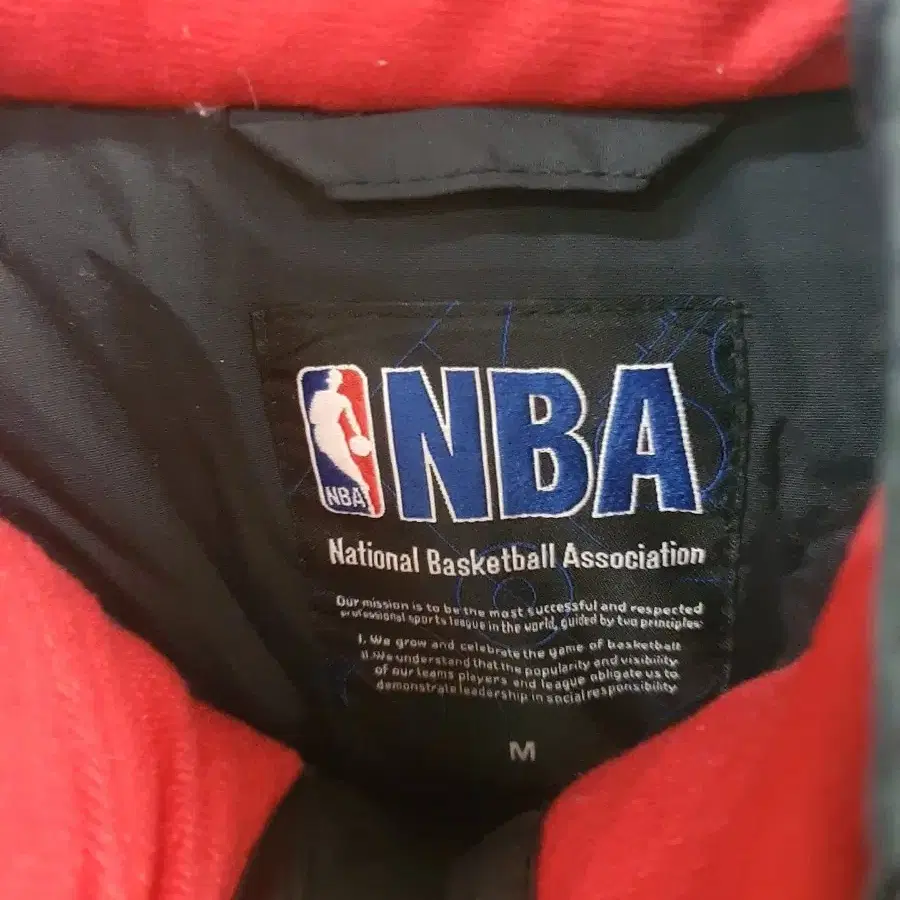 NBA 패딩 M( 모자 분리형, 블랙)