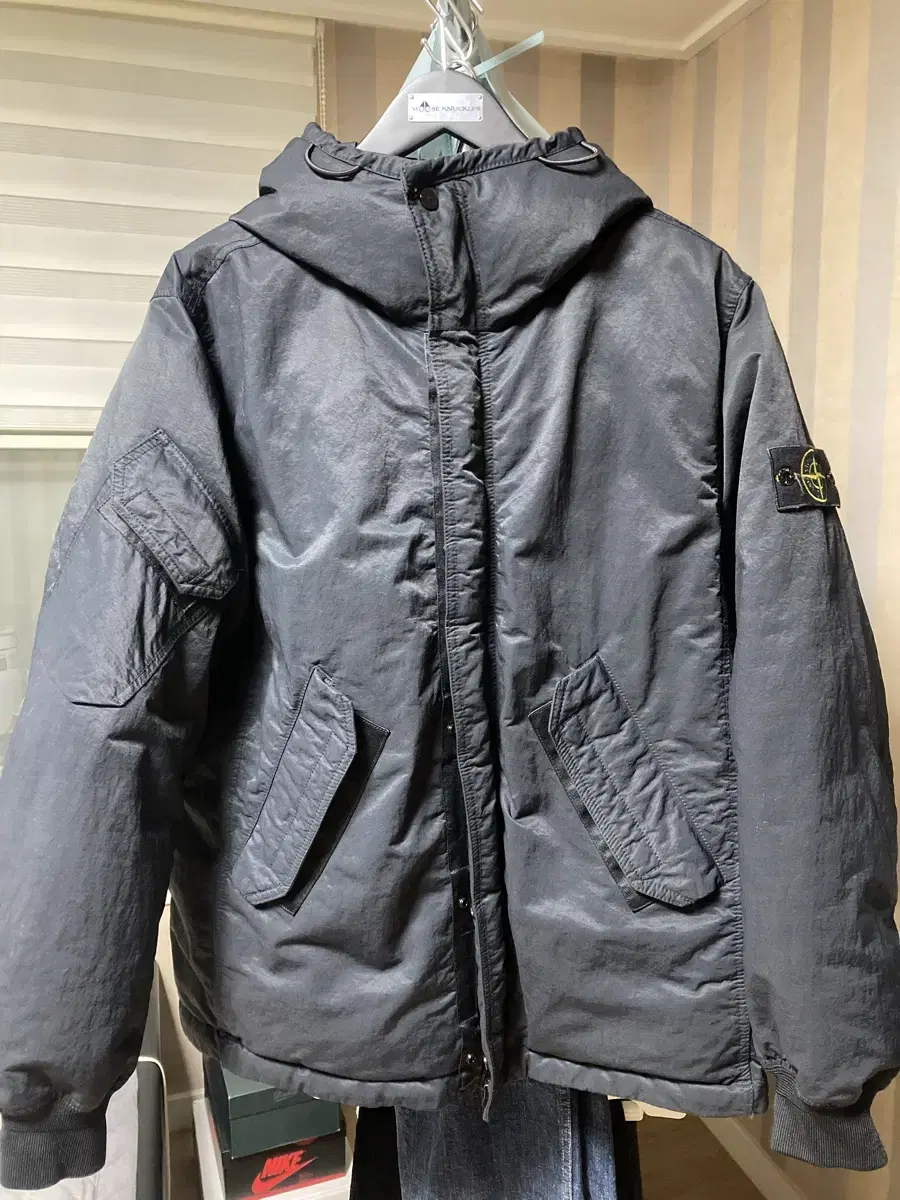 Stone Island Orpark Nylon Twill Down Hooded Puffer M