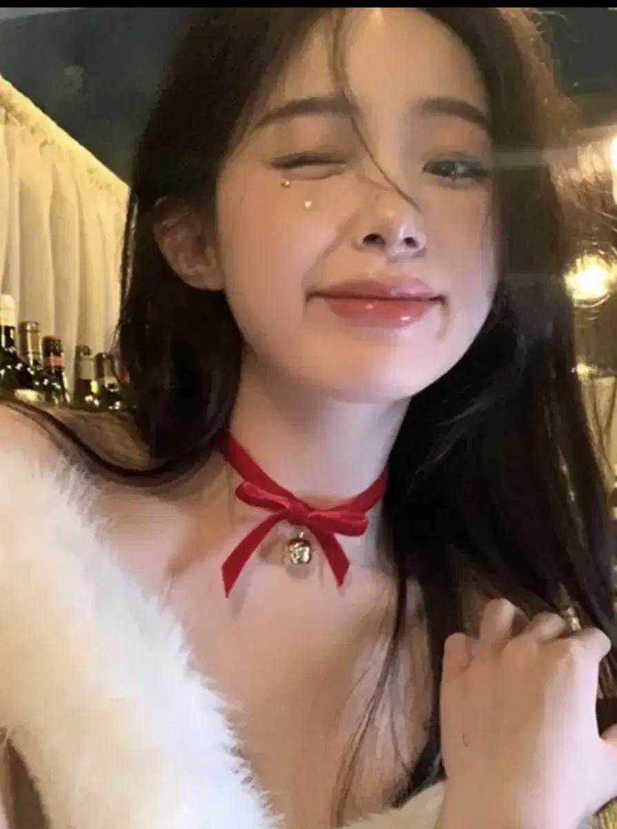 (New Product) Cute and classy red ribbon choker