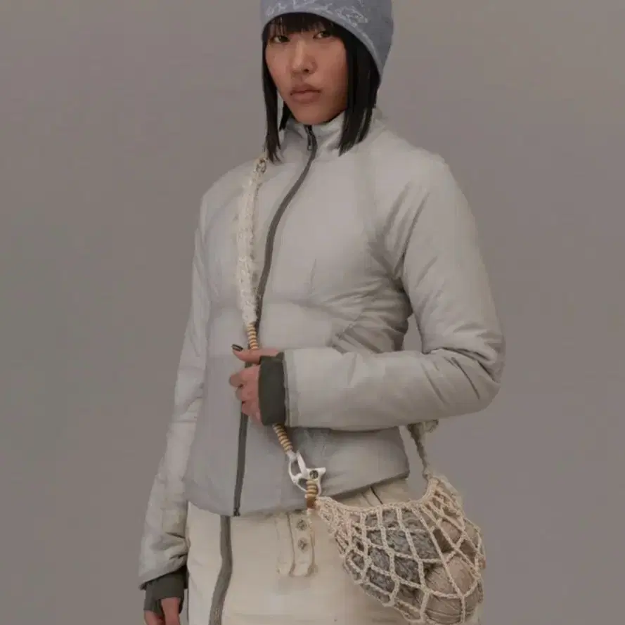 혜인서 패딩hyein seo reversible padded jacket