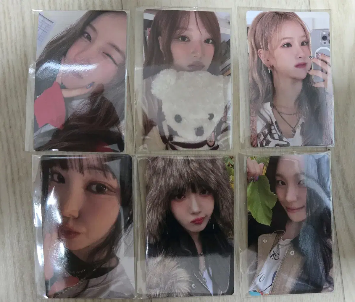 Selling my gfriend's "Season of Memories" unreleased photocard + album.