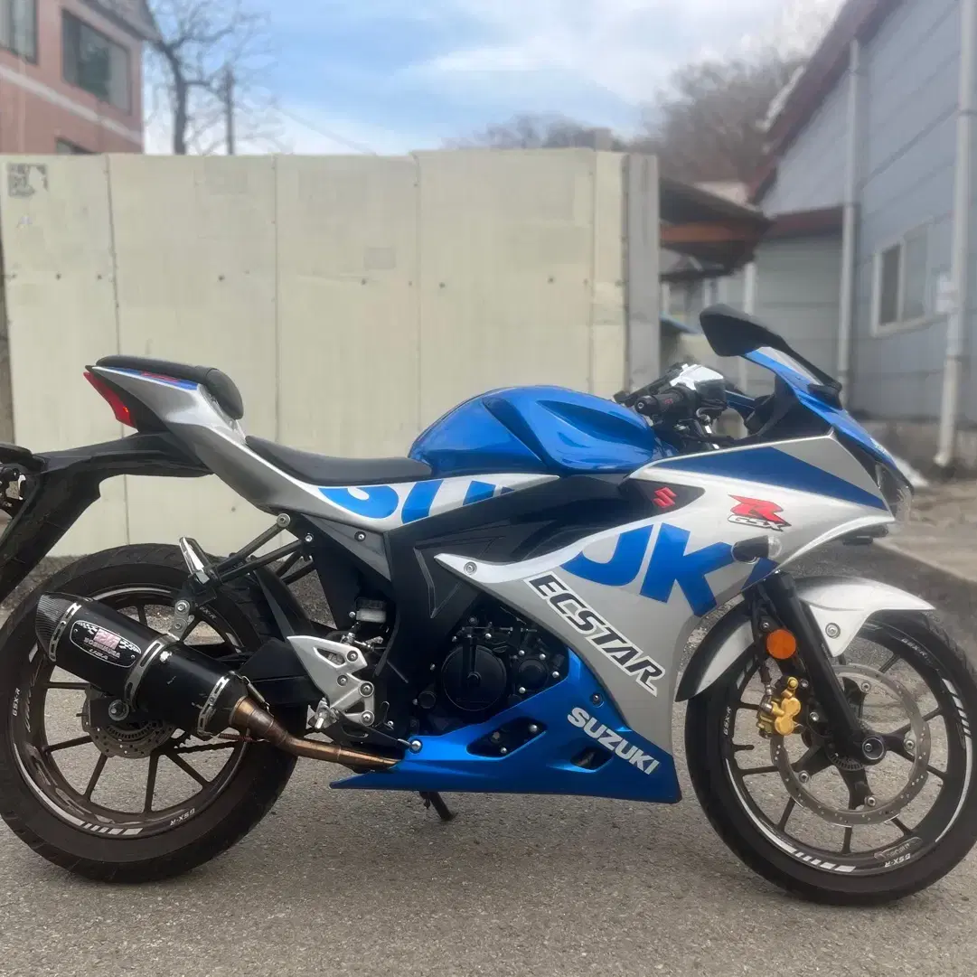 [GSX-R] 2021년식 요시무라 머플러 저렴하게 판매합니다