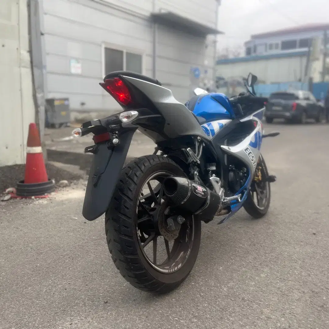 [GSX-R] 2021년식 요시무라 머플러 저렴하게 판매합니다