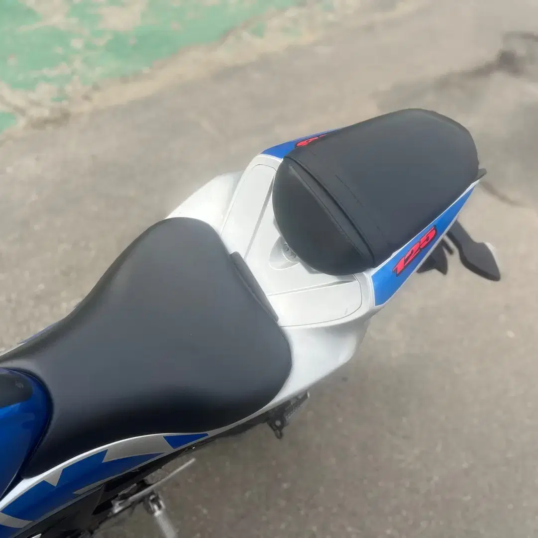 [GSX-R] 2021년식 요시무라 머플러 저렴하게 판매합니다