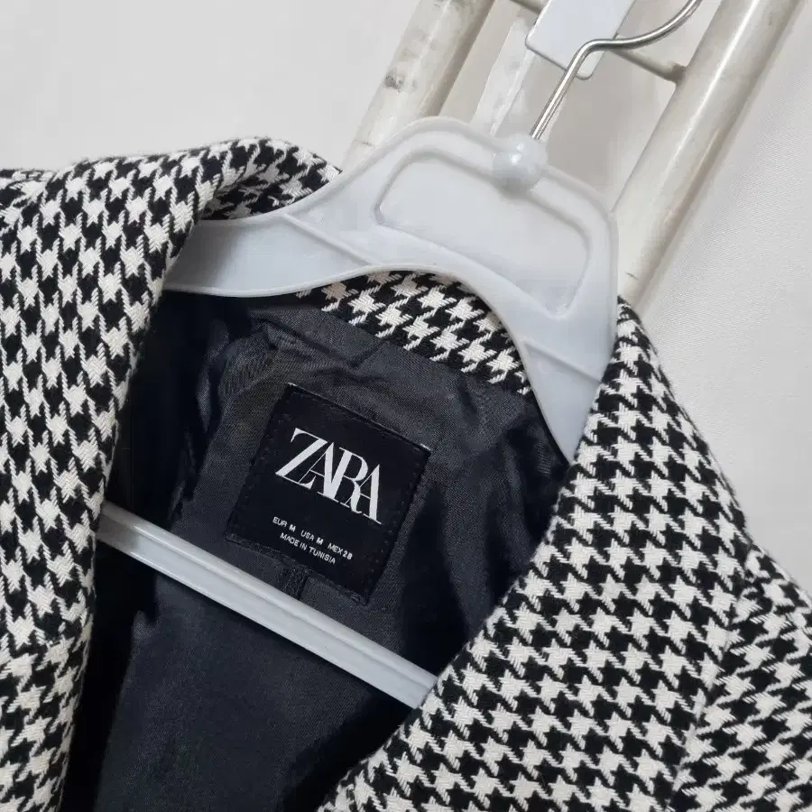 ZARA 하운드체크 자켓