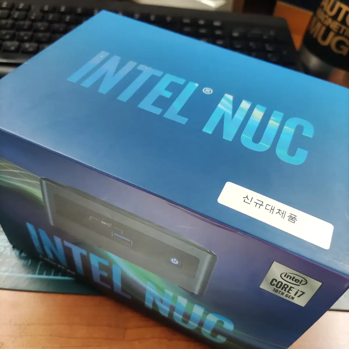 인텔 미니pc NUC10FNH i7 16G ram , 1 T SSD